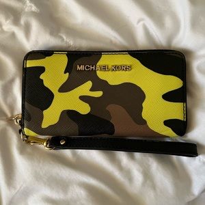 Michael Kors army print zip wallet wristlet